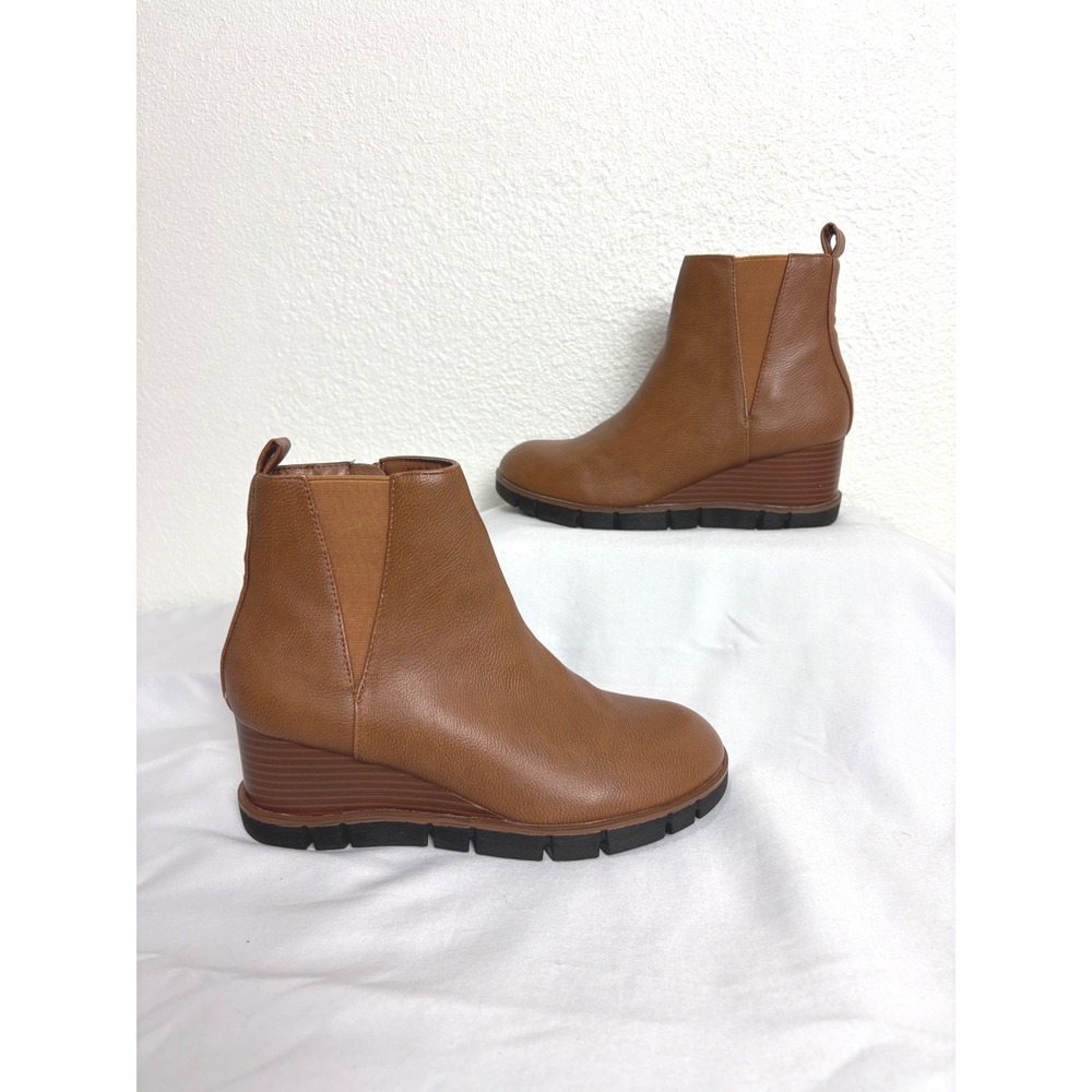 Diba True Cognac Brown Chelsea Wedge Boots Shoes 2.5" Heel Women's Size 7.5